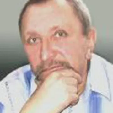 Леонид Страха