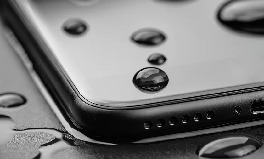 Apple заплатит $12 миллионов за агрессивную и обманчивую рекламу iPhone