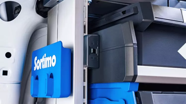 Volkswagen One Click: як зібрати фургон ...