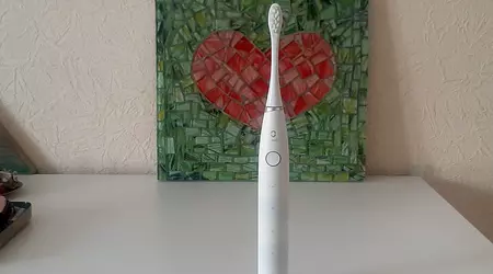 Це не боляче. Огляд бюджетної електричної зубної щітки Oclean Flow Sonic