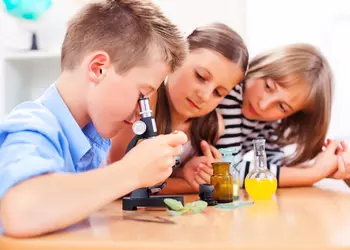 Собираемся в школу: гаджеты и аксессуары для школьников