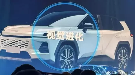 В інтернеті з'явилося зображення Toyota RAV4 нового покоління