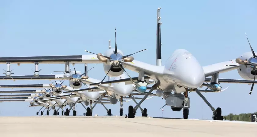 Украина стала первой страной в мире, где Турция разрешила развернуть производство ударных дронов Bayraktar Akinci