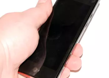 Жизнь в шоколаде: обзор имиджевого телефона LG BL40 New Chocolate