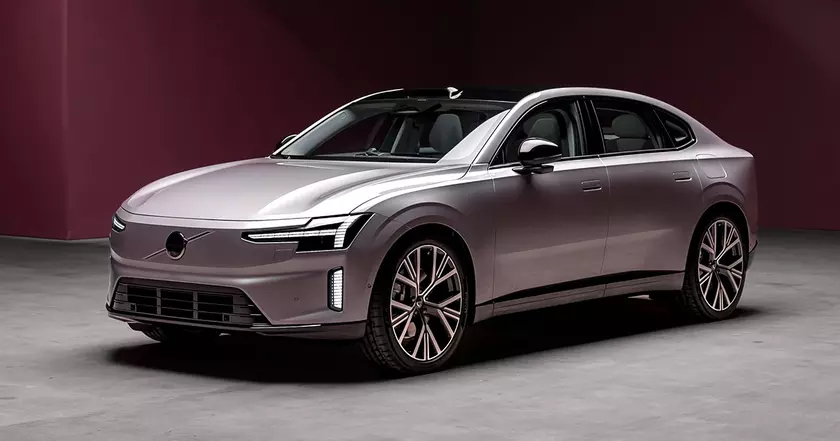 Volvo ES90: Неожиданный Поворот — Хэтчбек вместо Седана