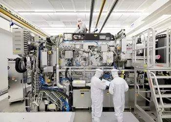 Китай покупает больше полупроводникового оборудования, чем США, Тайвань и Республика Корея суммарно