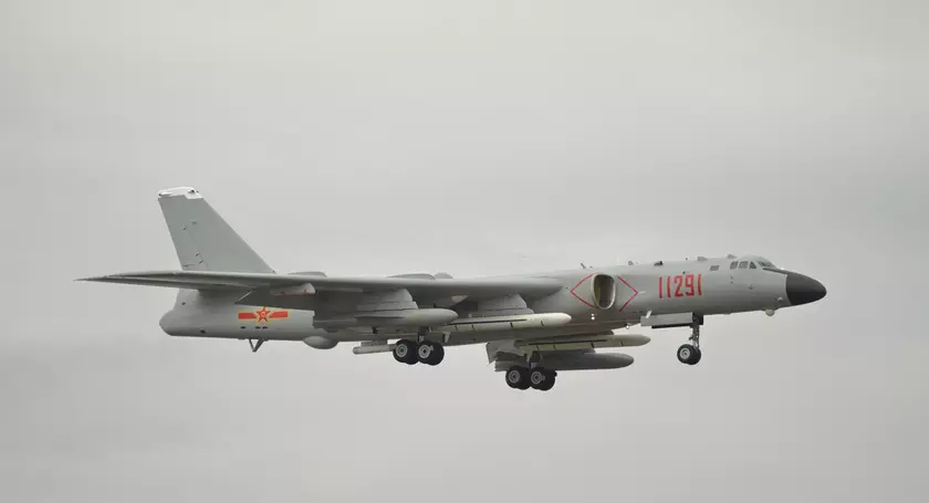 Китайские ядерные бомбардировщики H-6 и российские Ту-95 вошли в опознавательную зону противовоздушной обороны Республики Корея