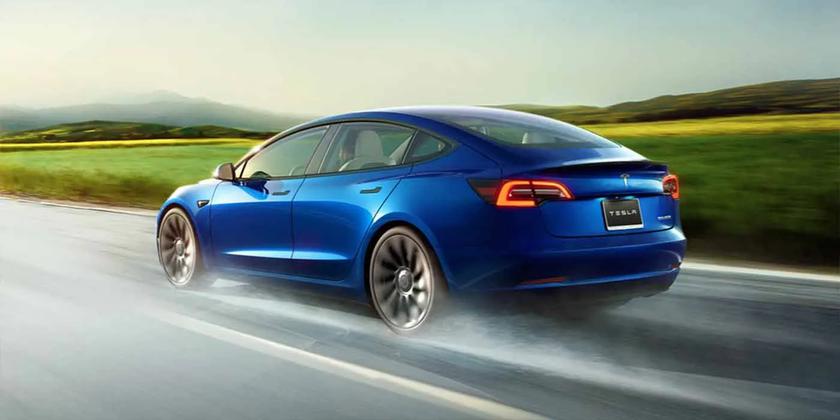 Tesla представила электромобиль Model 3 в комплектации Long Range Rear-Wheel Drive с запасом хода 635 км по цене £46 990