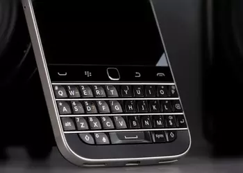 BlackBerry revival: Zinwa Q25 Pro, a modern version of the iconic smartphone, launches on the market