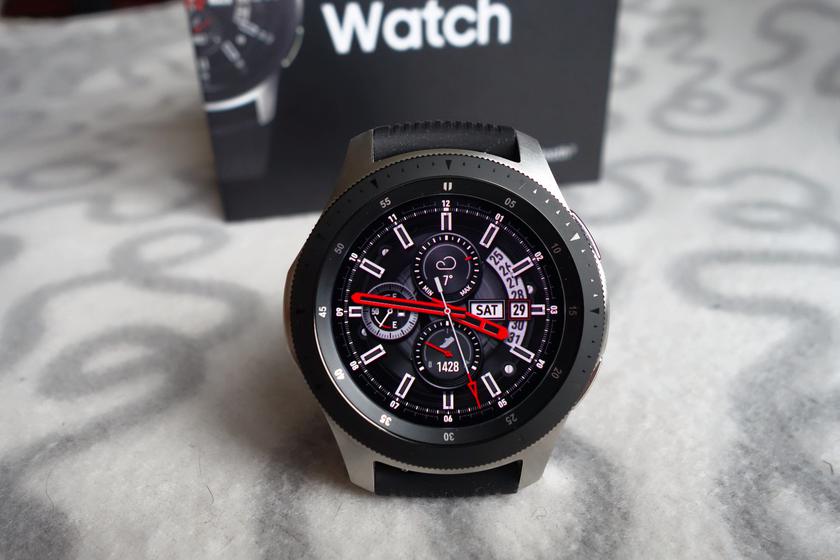 В сеть утекли подробные характеристики и «живые» фотографии смарт-часов Samsung Galaxy Watch 3