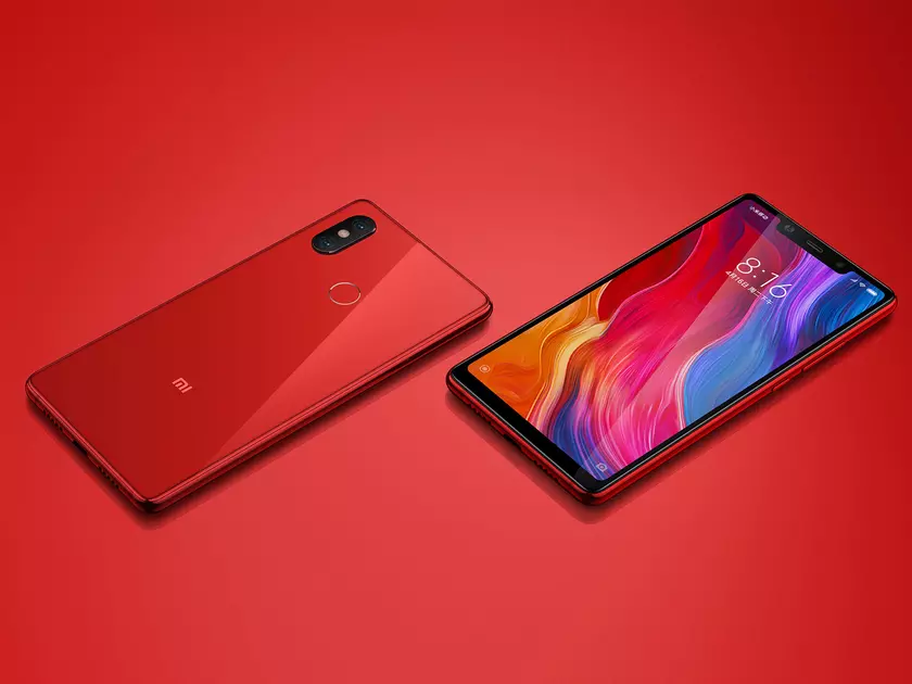 Xiaomi выпустила Mi 8 SE с удвоенным объемом памяти