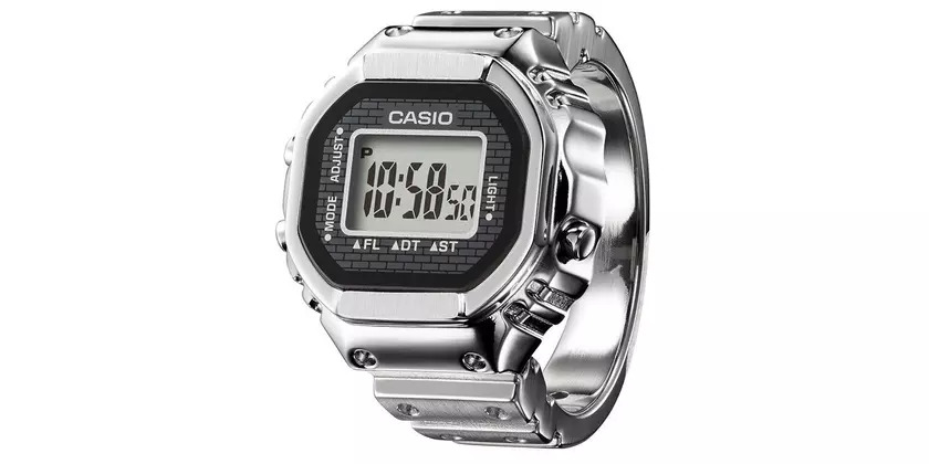 Casio выводит на рынок Европы смарткольцо CRW-001: технологии на пальце