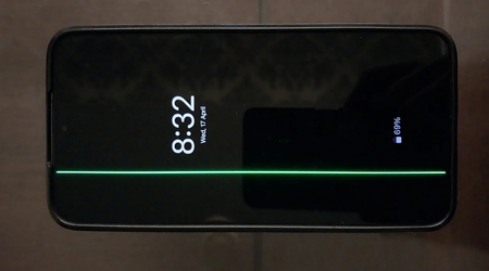 Older Samsung smartphones started showing coloured lines on the screen after a software update