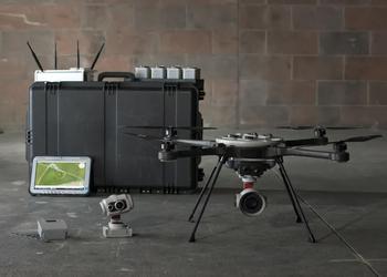 Канада передаст Украине 800 дронов SkyRanger R70, они могут скидывать боеприпасы, выявлять расположение вражеских телефонов и идентифицировать лица