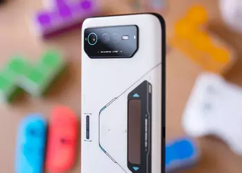 ASUS ROG Phone 6 Pro – Snapdragon 8+ Gen1, 18 ГБ ОЗУ, 165-Гц дисплей, второй экран ROG и поддержка NFTS за €1299