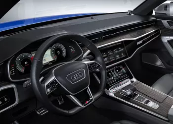 Audi отзывает 44 000 автомобилей в США из-за панелей приборов