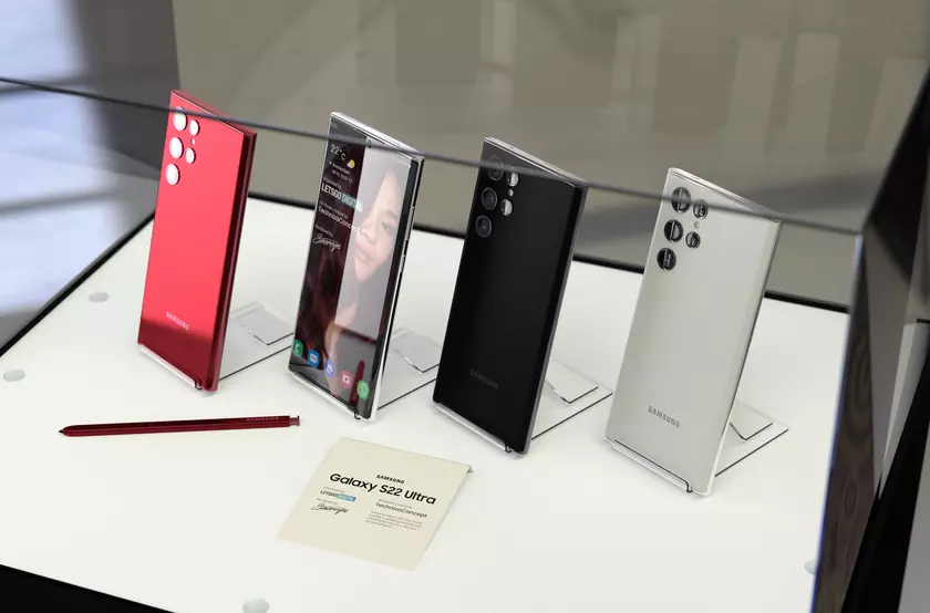 Инсайдер раскрыл подробные характеристики камеры Samsung Galaxy S22 Ultra