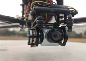 "Шмавик" вместо DJI Mavic. Украинский производитель хочет заменить популярный китайский дрон на поле боя