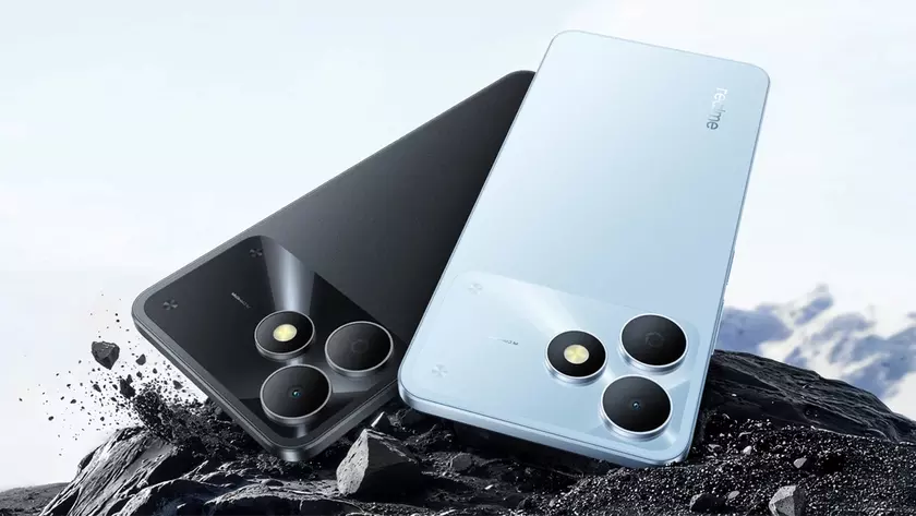 Смартфон Realme Note 80 в защищенном корпусе