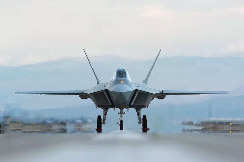 Пятое поколение в небе: Знакомьтесь с турецким истребителем KAAN