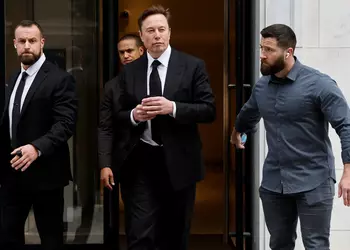 Аккаунт The New York Times с 55 млн подписчиков в Twitter лишился верификации из-за отказа платить $1000