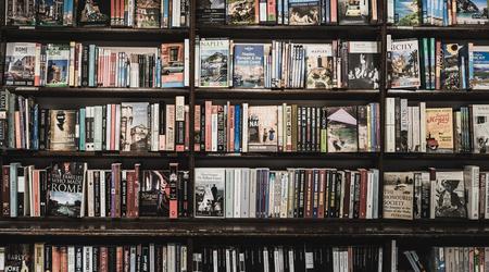 Francja próbuje chronić swój przemysł księgarski przed Amazonem, zakazując darmowej dostawy książek
