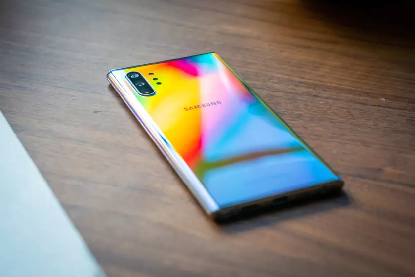 Теперь официально: Samsung выпустил стабильную версию Android 10 с One UI 2.0 для Galaxy Note 10 и Galaxy Note 10+