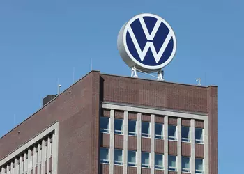 Угасание эпохи немецких авто: Volkswagen впервые за 87 лет планирует закрыть несколько заводов в Германии 