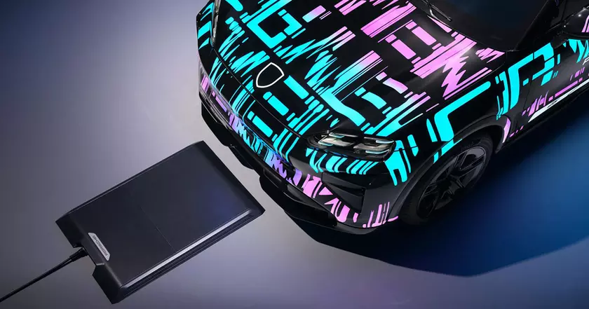Porsche Cayenne Electric беспроводная зарядка