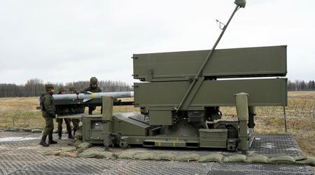 Amunicja NASAMS, pociski AIM-9M, APC Javelin i pociski artyleryjskie: USA ogłaszają nowy pakiet pomocy wojskowej dla Ukrainy o wartości 150 mln USD
