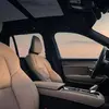 Миниатюра Volvo XC90 перед новым экраном