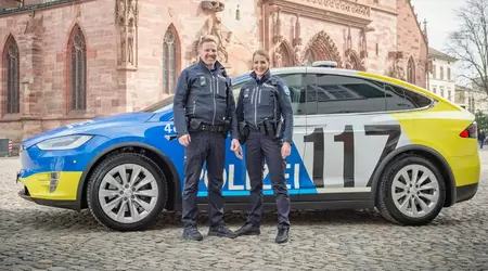 Tesla Model X electric car exceeds Basel police expectations