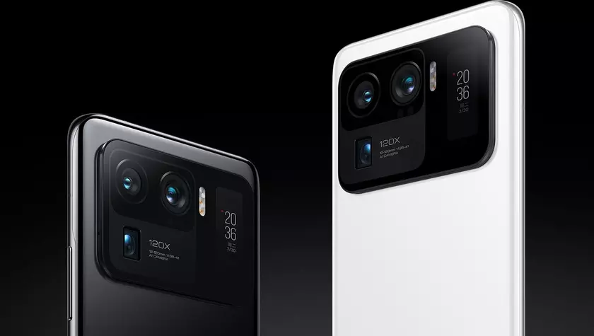 По наследству: дополнительный экран Xiaomi Mi 11 Ultra позаимствован у браслета Mi Band 5