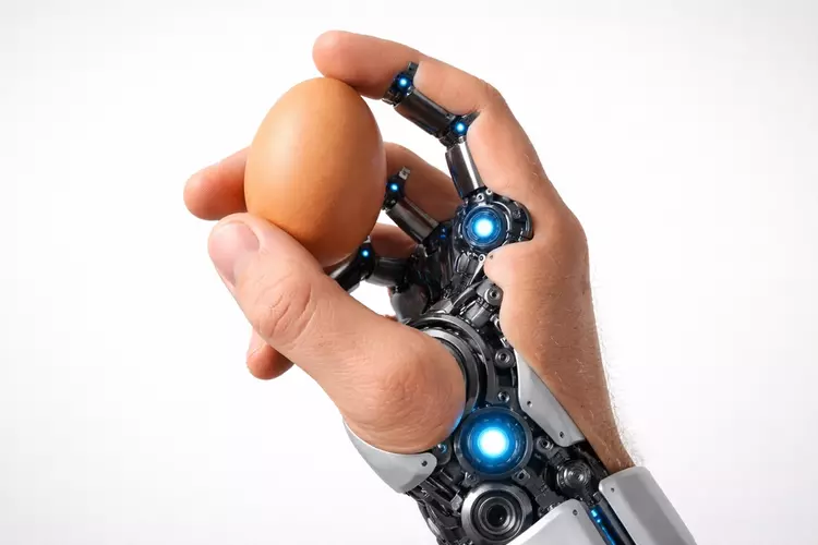 Потіючі роботи Xiaomi: як біонічна рука навчається відчувати світ через «шкіру»
