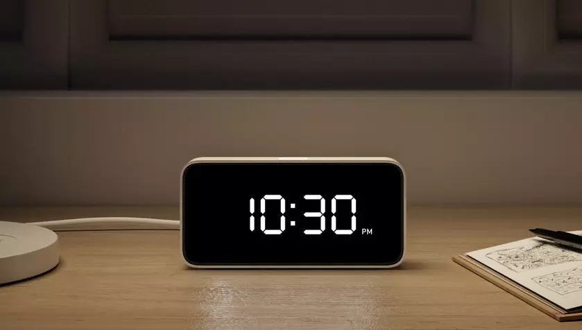 «Умный» будильник Xiaomi рассказывает о погоде и помогает заснуть