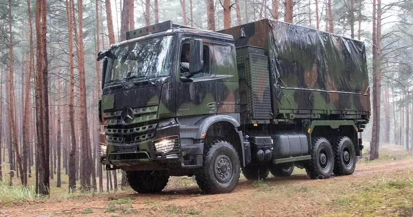 Explore the Power Behind the Mercedes Arocs 6x6: A Geek’s Dream Come True