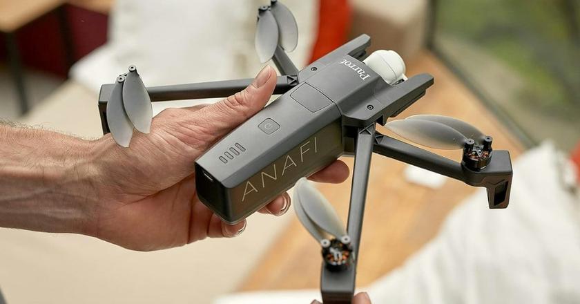 Parrot Anafi Extended 1080p drone under 500