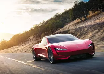 Tesla Roadster выходит на старт: Маск назначил дату премьеры