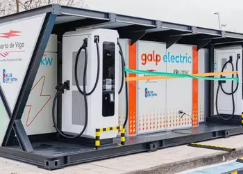 Nissan Leaf Batteries Powering New Quick-Charge Stations in Spain's Port of Vigo