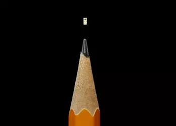 Bloomberg: Китай внедрил шпионские чипы в оборудование Apple, Amazon и других компаний