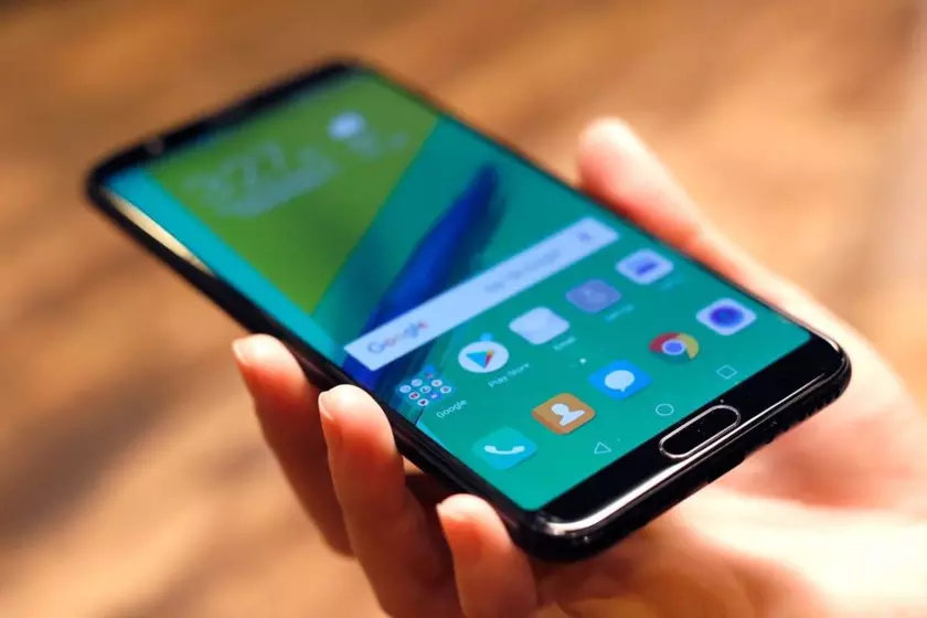 Huawei P20 получит механическую кнопку «Домой» и две основные камеры вместо трёх