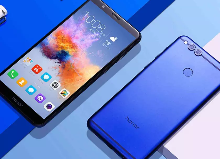 Huawei выпустила особую версию Honor 7X в честь фильма «Мир Юрского периода 2»