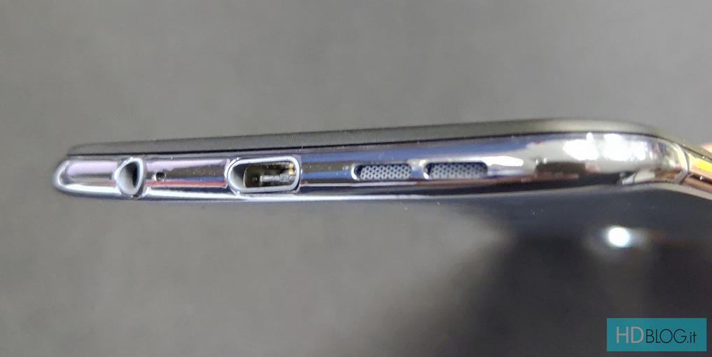 Asus ZenFone 6 6.jpg