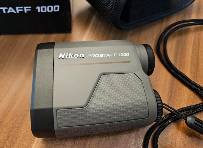 Nikon PROSTAFF 1000 Budget Rangefinder