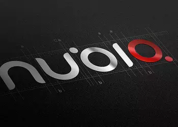 Двухэкранный смартфон Nubia X протестировали в Geekbench