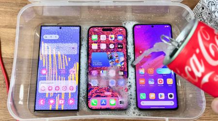 Der Eistest: Die Flaggschiffe Samsung Galaxy S23 Ultra, iPhone 14 Pro Max und Xiaomi 13 Ultra wurden mit Limonade übergossen und eingefroren (Video)