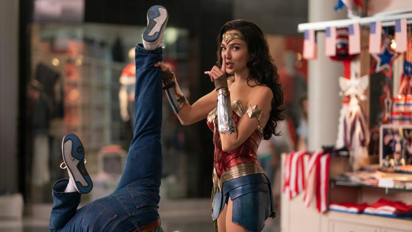 Сыграет ли Галь Гадот роль Чудо-женщины в третьей части супергеройского фильма: Возникают слухи о возвращении актрисы в DC
