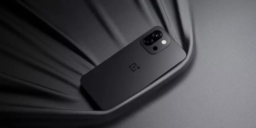 OnePlus 13T: Утечка рендеров и новация в выборе цветов