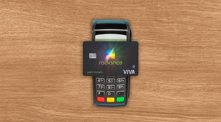 A bank card with a flexible OLED display has been unveiled: why is it there?