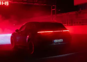 Мировая премьера Porsche Cayenne Electric состоится 19 ноября